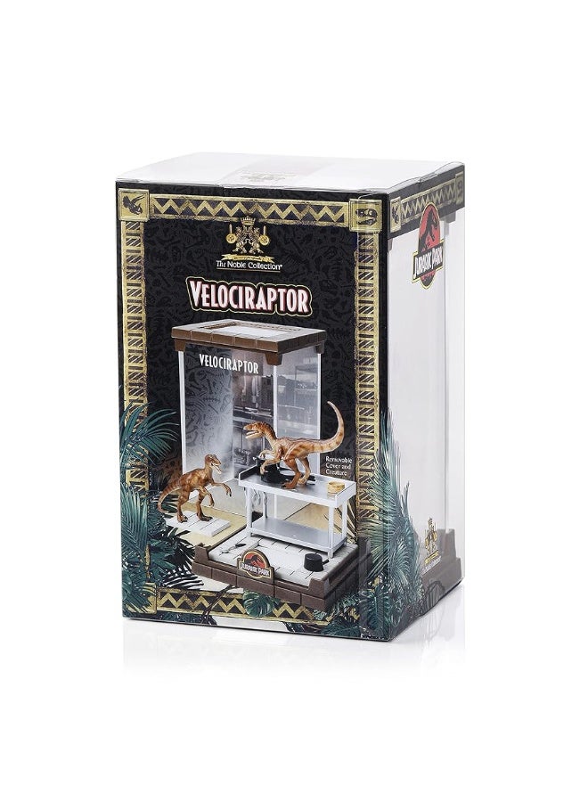The Noble Collection Jurassic Park Dinosaur Velociraptor