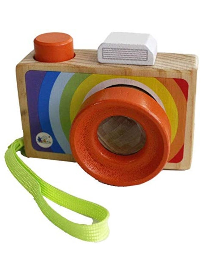 Cartoon Mini Wooden Camera Toy with Multi-Prism Kaleidoscope Pictures Lens Portable Camera for Children Toddlers (Carrying in The Hand)