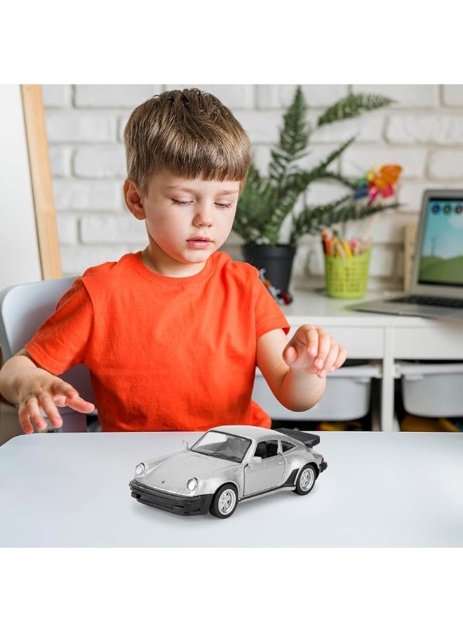 1/36 Porsche 911 Alloy Model Car with Pull Back Function, Toy Car for Collecting and Decorating, Model Toy Car Gifts for Boys and Girls (Silver)