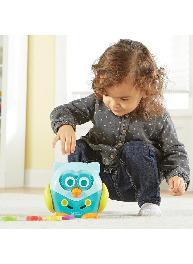 Learning Resources Hoot the Fine Motor Owl, Color, Shapes and Number Development, 6 Pieces, Ages 18 Months +