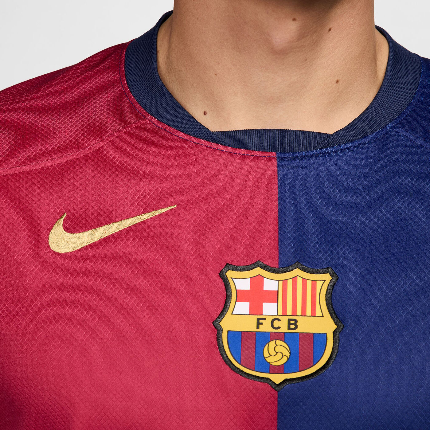 Men's F.C. Barcelona Dri-FIT Stadium Home Replica Football Jersey - 2024/25