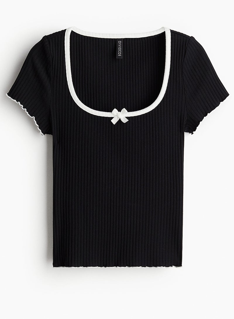 Overlock-Detail Ribbed Top