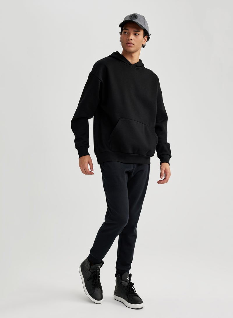 Oversized Fit Hooded Basic Sweatshirt