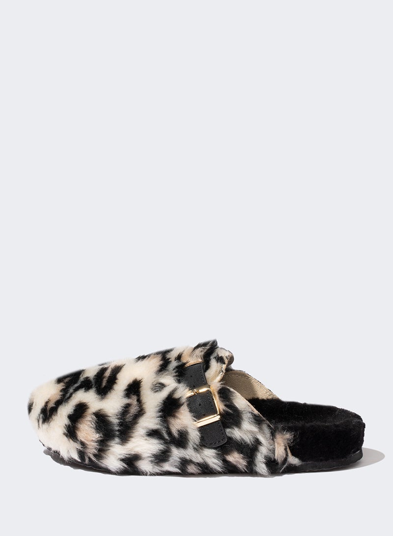 Leopard Printed Flat Sole Slippers