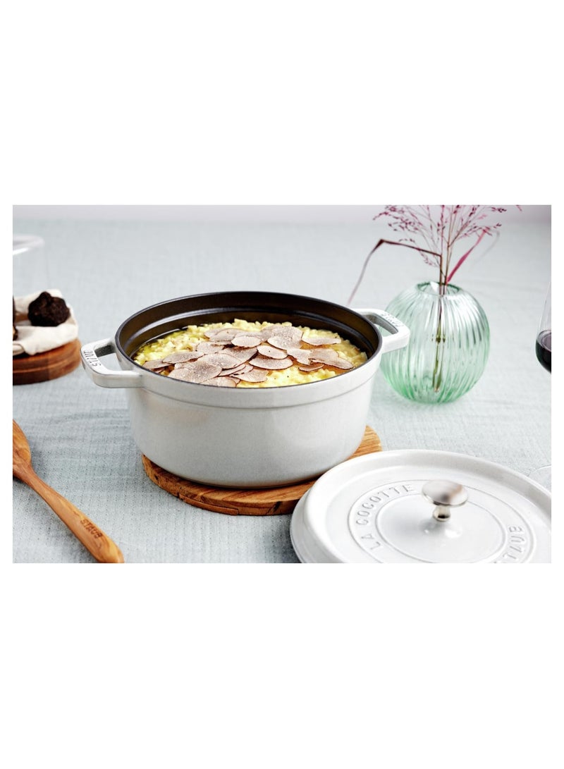 Staub Round Cocotte 24Cm White 3.8L Cast Iron Material Matte Black Inner Enamel. Lid With Aroma Rain Structure. Suitable For All Types Of Hobs Incl. Induction. Ovensafe. Grill Safe.