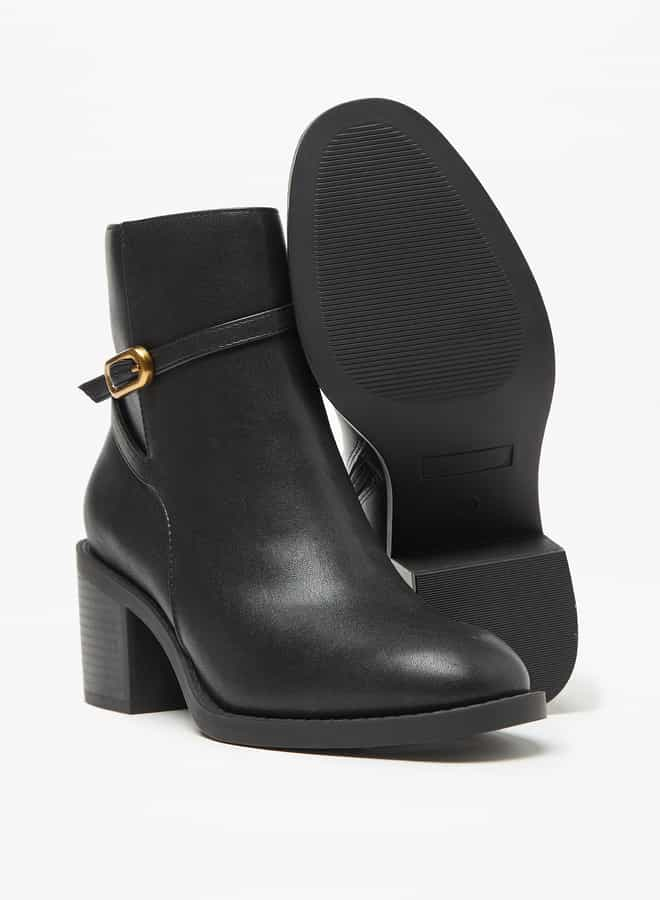 Women Solid Ankle Boots with Block Heels and Zip Closure