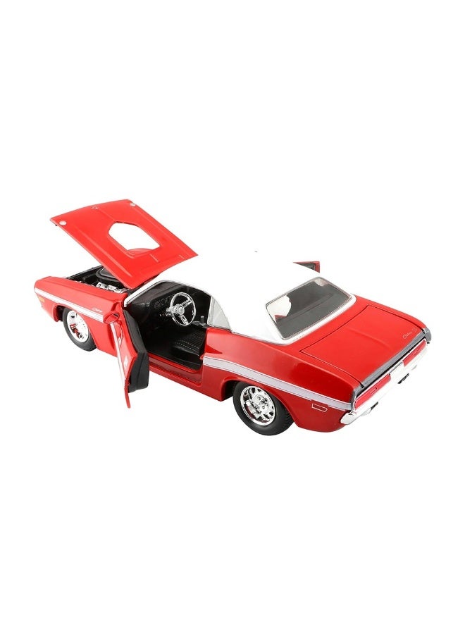 Maisto SP A 197 Dodge Challenger Die-cast RC Car (1:24)