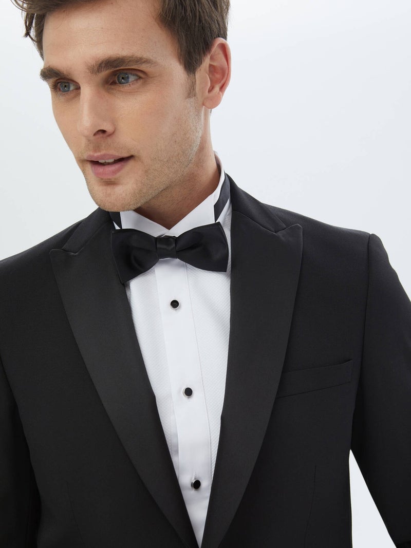 Black Plain Slim Fit Removable Double Breasted Lapel Woven Tuxedo Suit