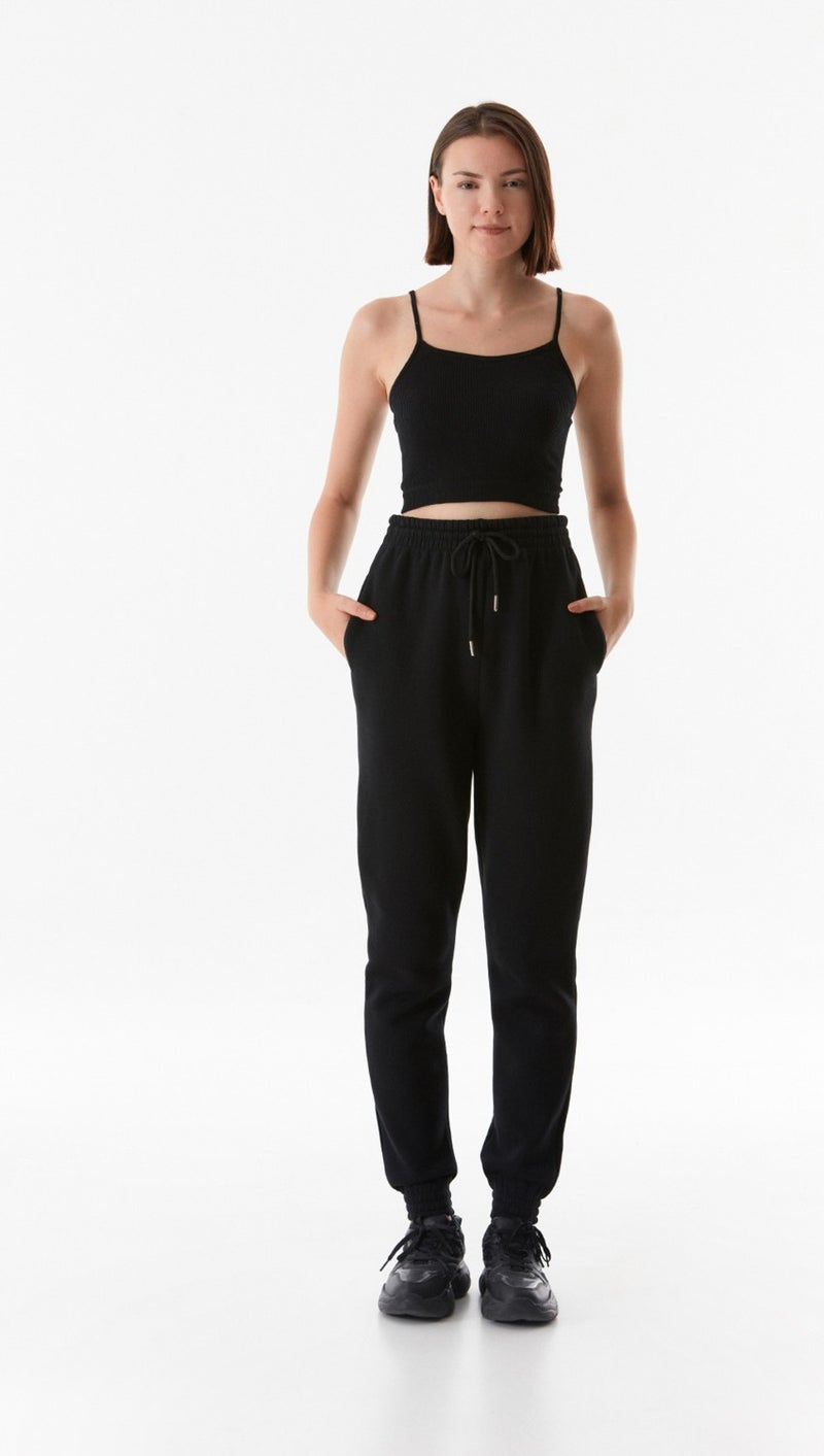 Basic Elastic Waist Pocket Jogger Sweatpants