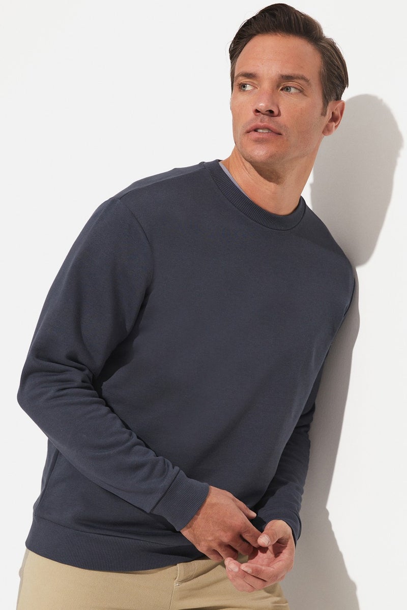 Men's Regular Fit Basic Crew Neck Sweatshirt