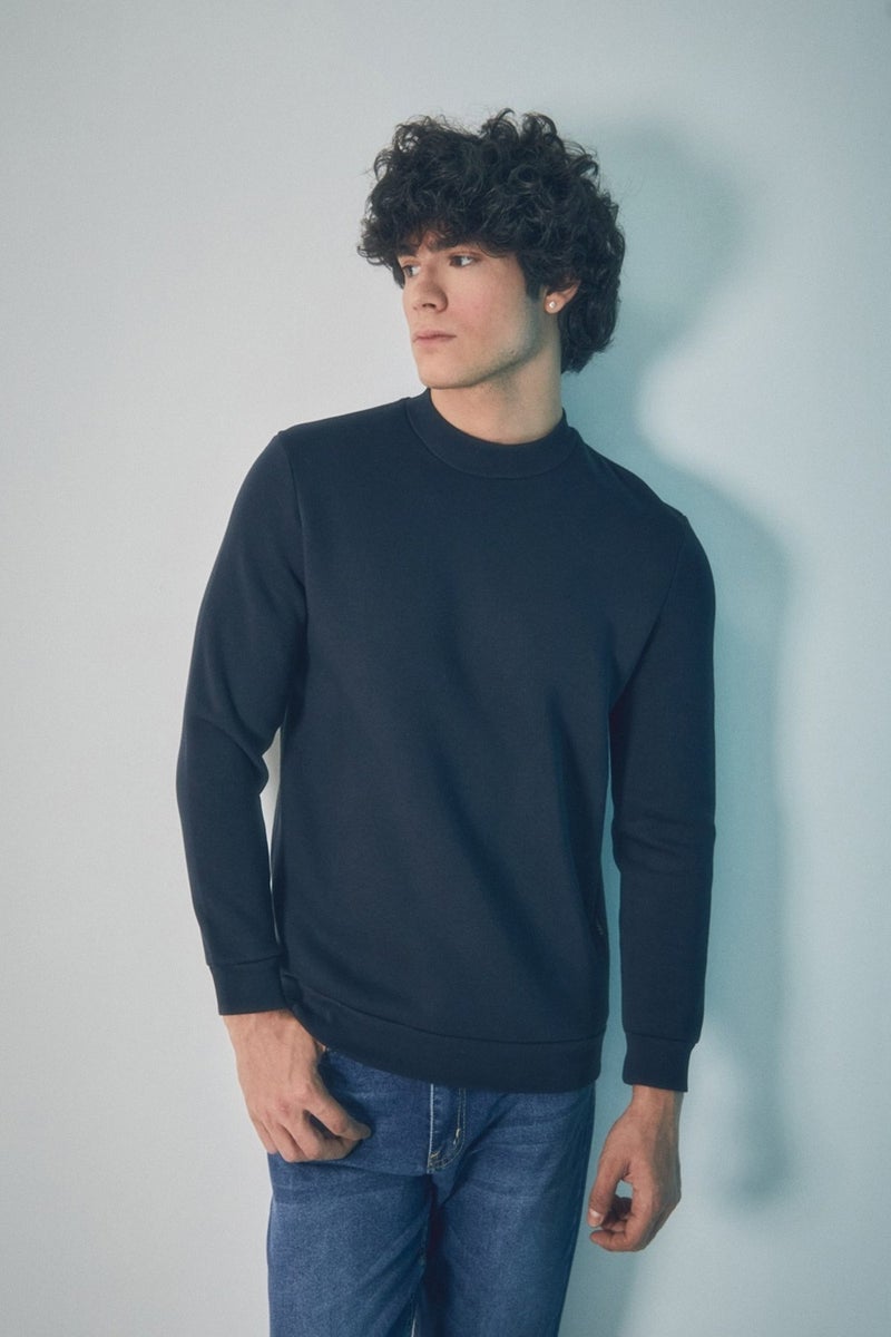 Basic Crew Neck Sweatshirt