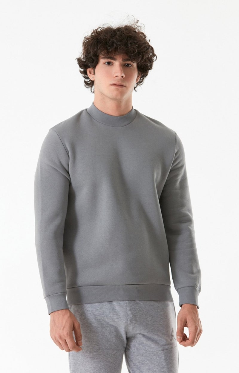 Basic Crew Neck Sweatshirt