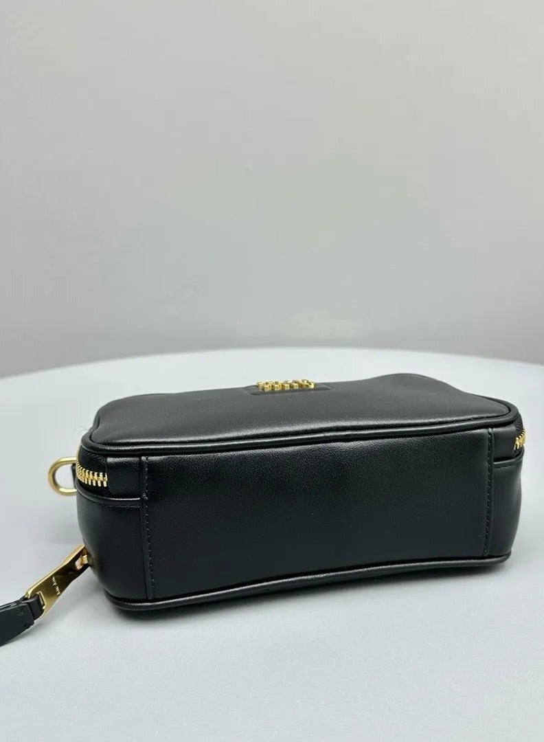 MIU Leather and Patent Leather Shoulder Bag