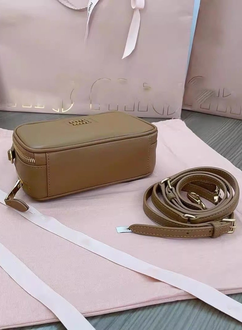 MIU Leather and Patent Leather Shoulder Bag