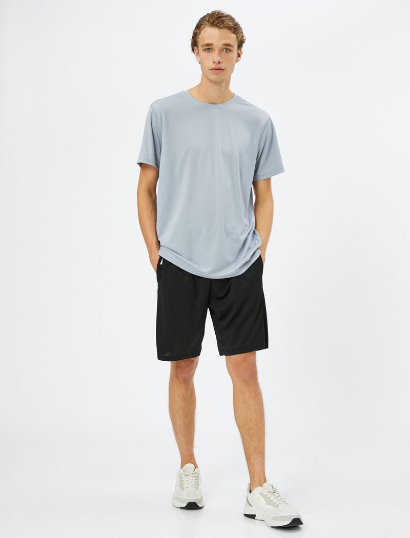 Basic Sports T-Shirt with Stitching Detail Crew Neck Short Sleeve