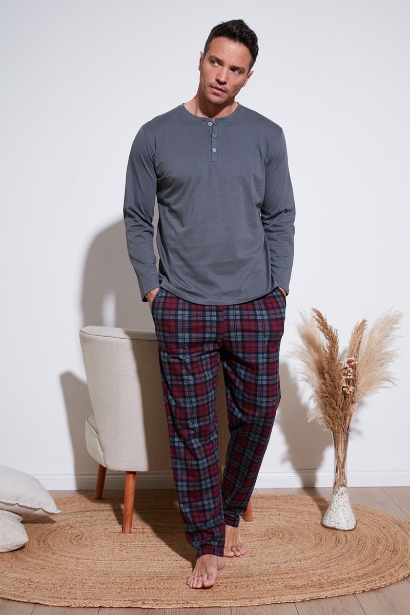 Plaid Cotton Regular Fit Long Sleeve Men's Pajama Set with Elastic Waist 6572003