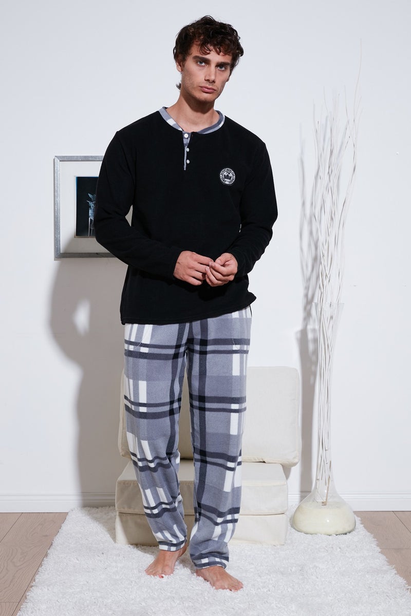 Plaid Regular Fit Buttoned Crew Neck Winter Fleece Pajama Set Men's Pajama Set 60961008