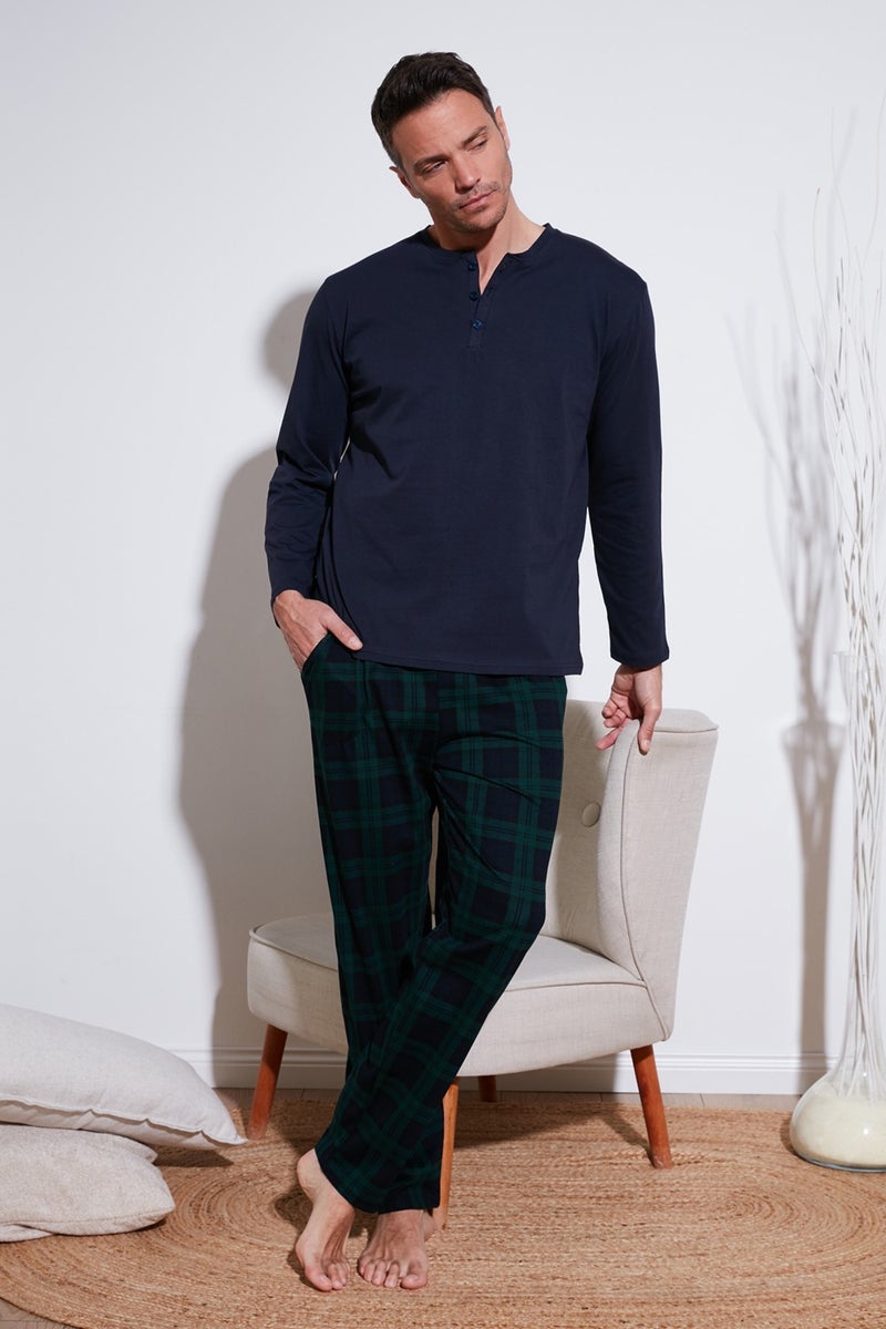 Plaid Cotton Regular Fit Long Sleeve Men's Pajama Set with Elastic Waist 6572003