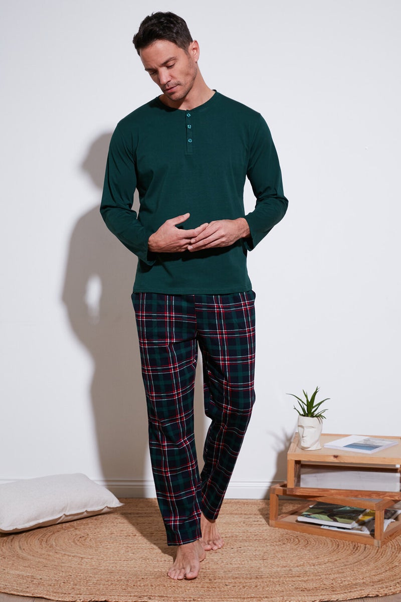 Plaid Cotton Regular Fit Long Sleeve Men's Pajama Set with Elastic Waist 6572003