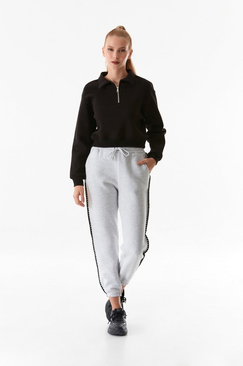 Polo Neck Half Zipper Crop Sweatshirt