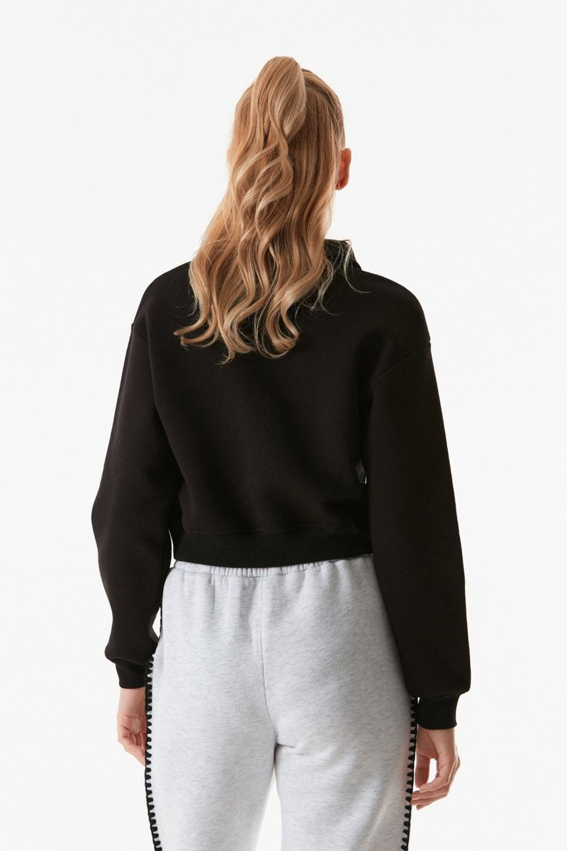 Polo Neck Half Zipper Crop Sweatshirt