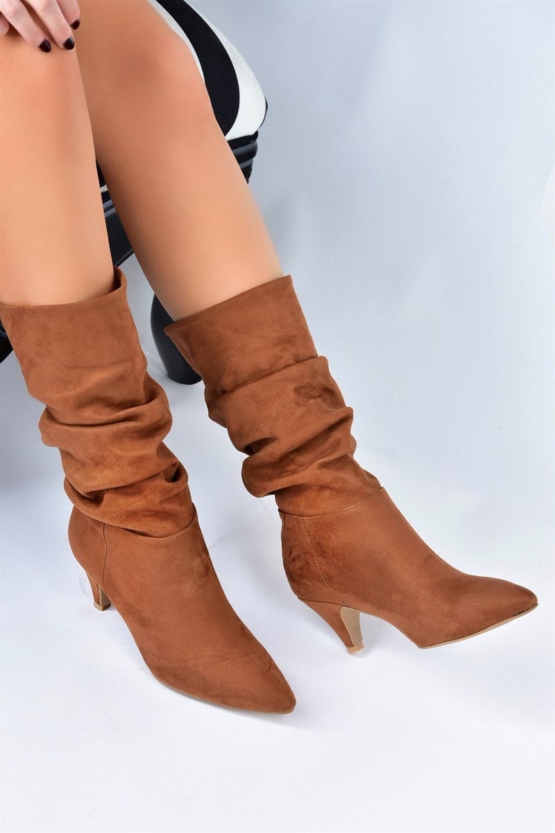 Taba Suede Short Heeled Gathered Women's Boots L404810602