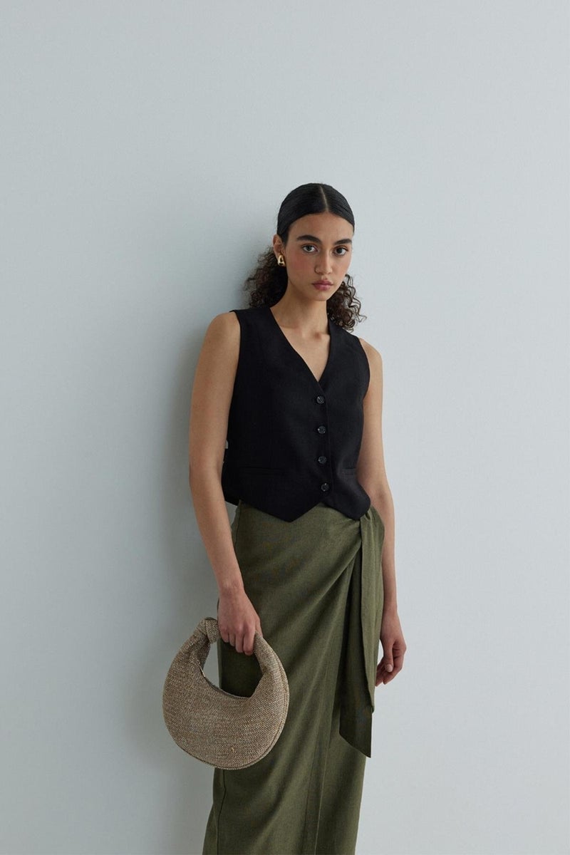 Black Gabriel Buttoned Linen Vest