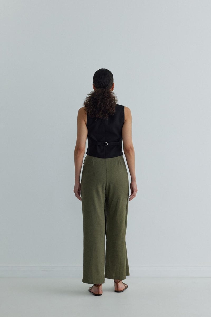 Black Gabriel Buttoned Linen Vest