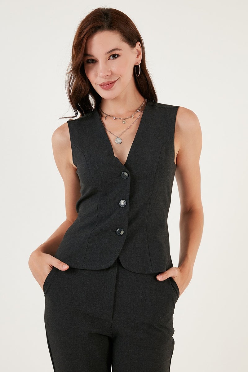 Fitted-Fits-The-Body Lined Classic Woven Vest Women's Vest 611YL030W4