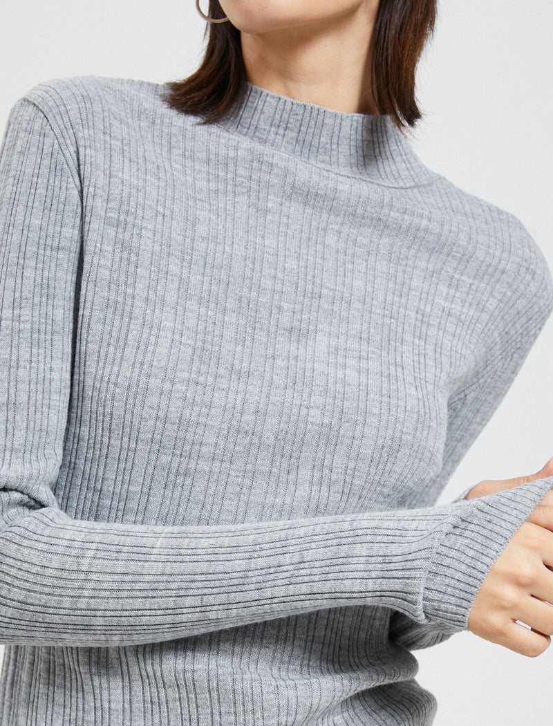 Ribbed Knitwear Sweater Half Turtleneck