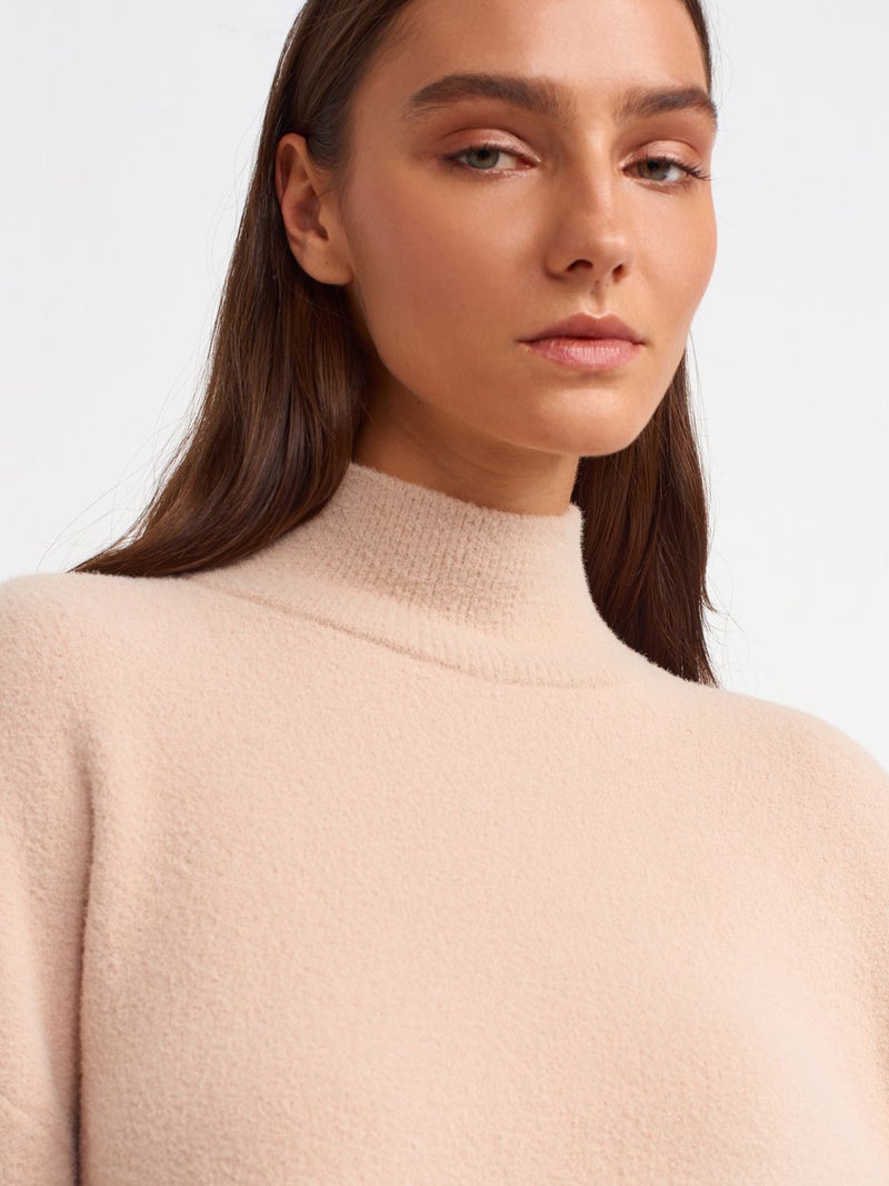 10483 Soft Textured Stand-up Collar Crop Sweater-Beige