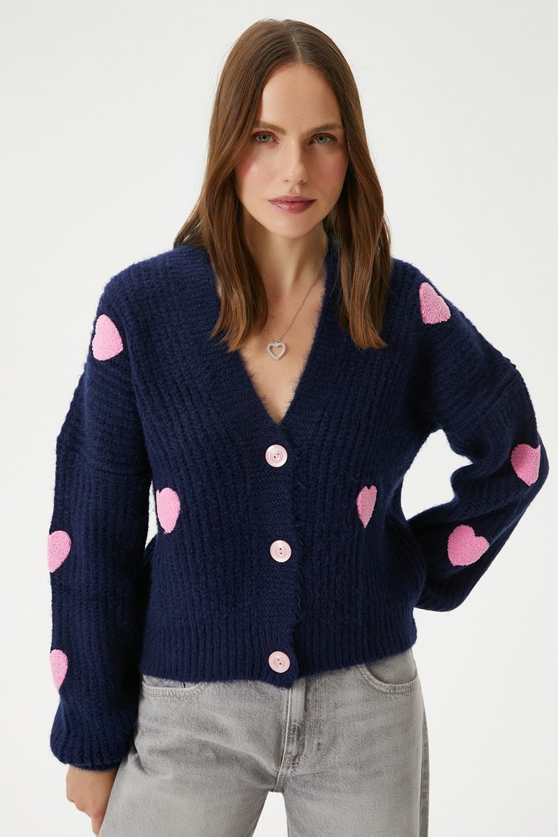 Women's Cozy Navy Blue Pink Heart Embroidered Knitwear Cardigan