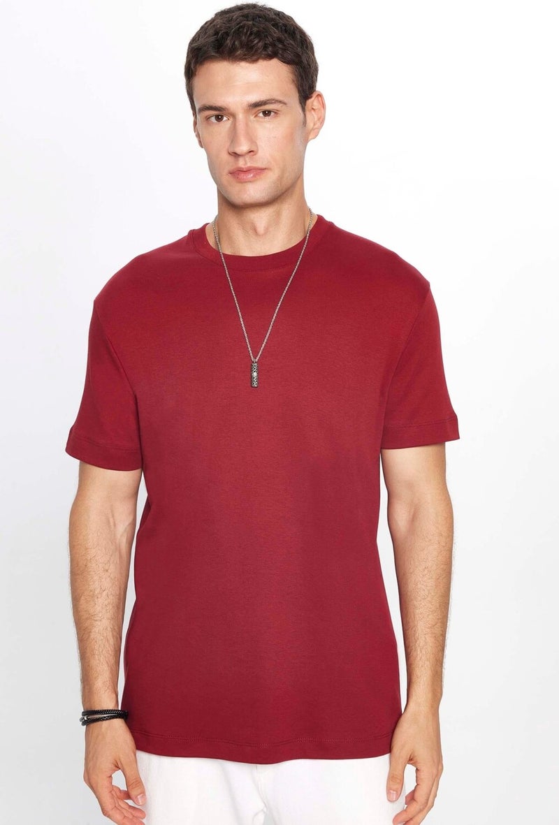 Relax Fit Comfortable Cut Cotton Soft Texture Basic Crew Neck Burgundy T-Shirt