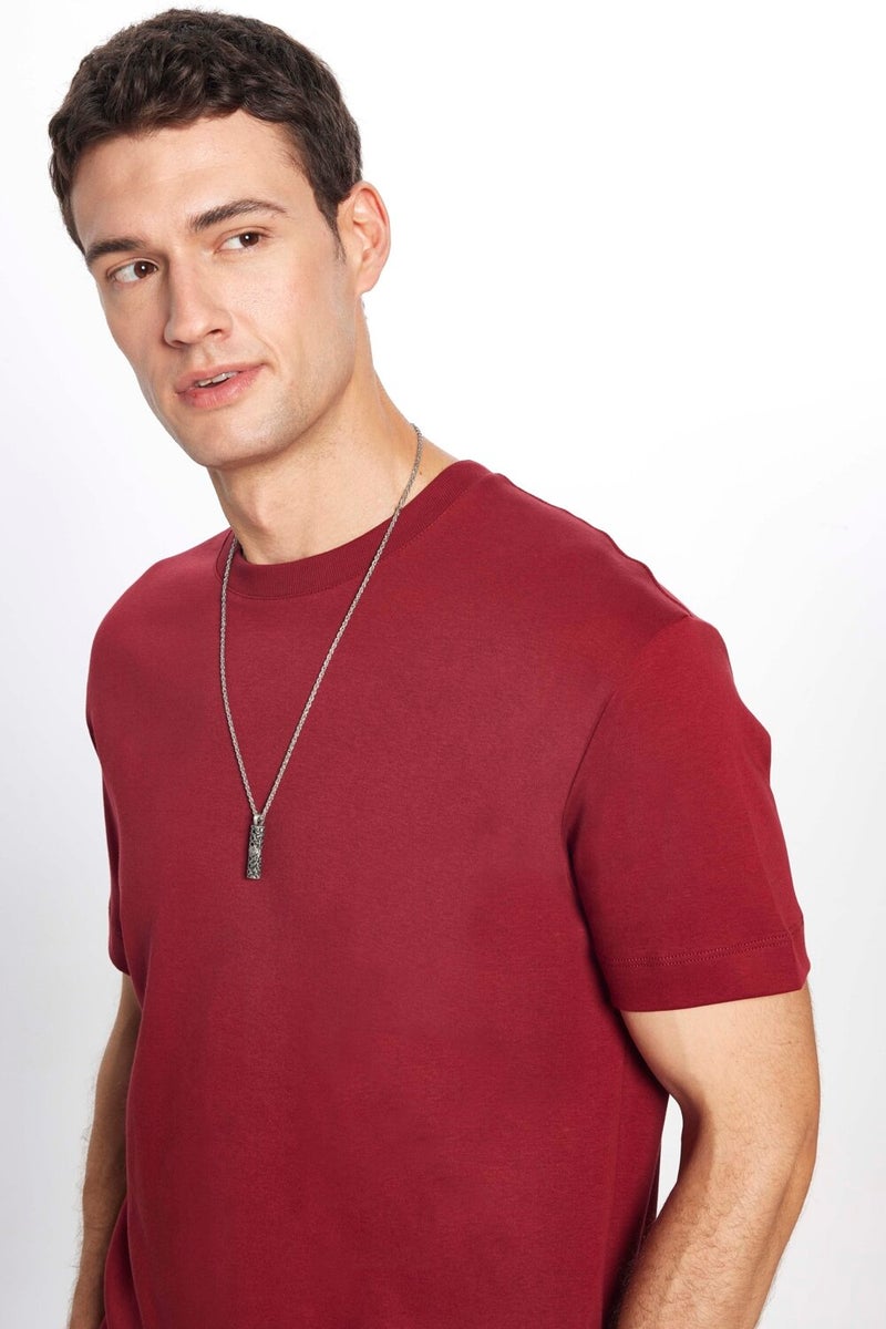 Relax Fit Comfortable Cut Cotton Soft Texture Basic Crew Neck Burgundy T-Shirt