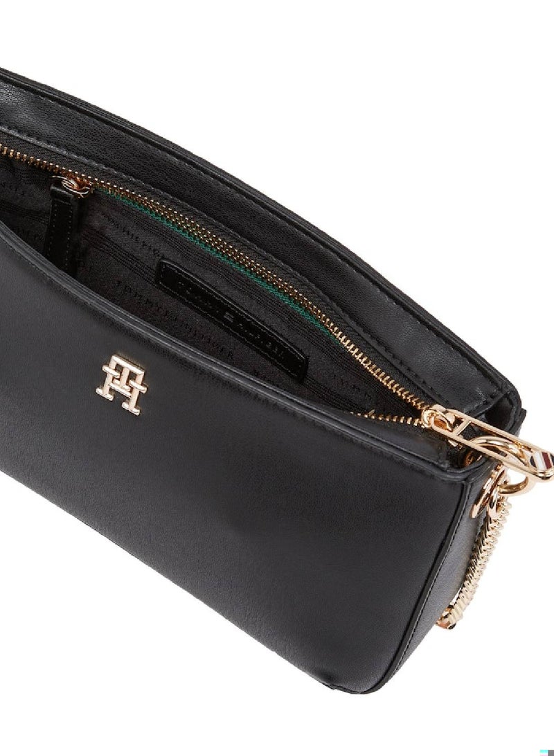 Women's Chic Crossover Handbag, Black - faux leather