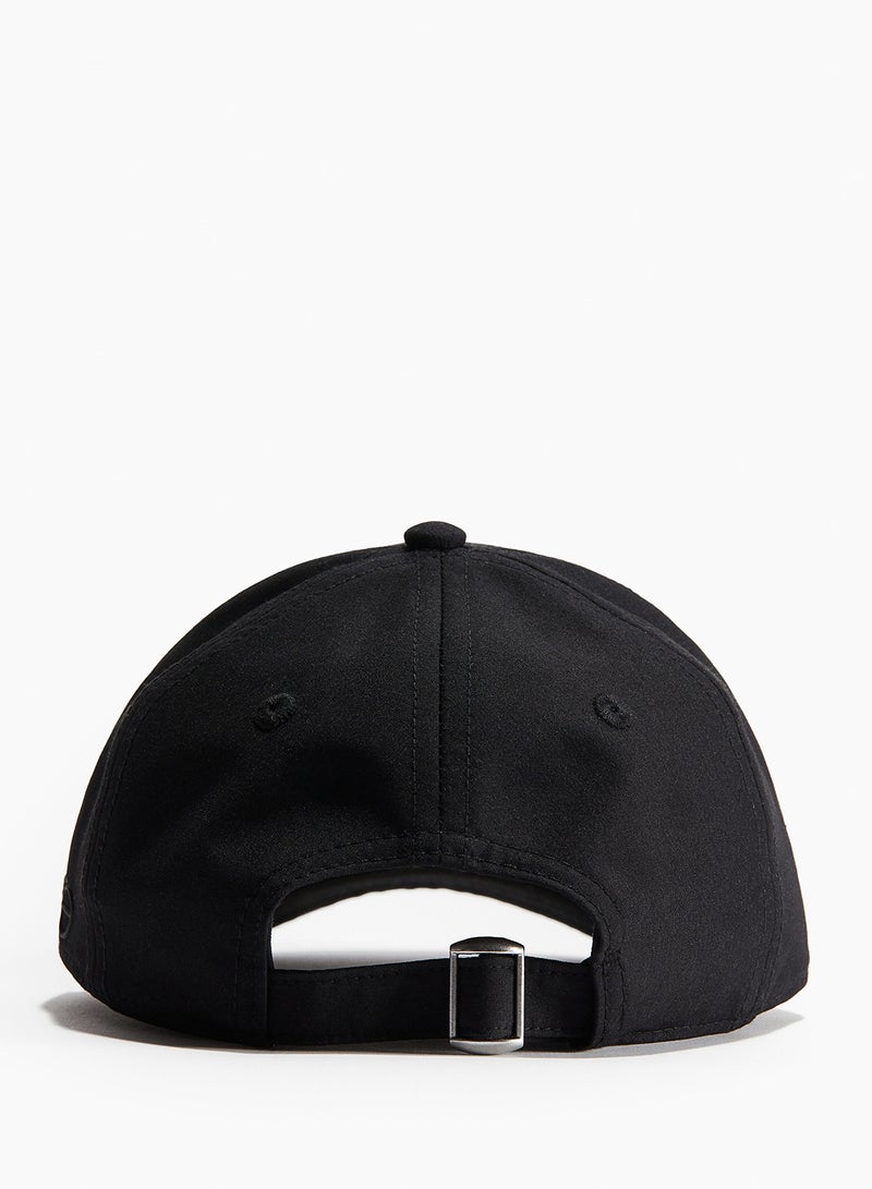 Water-Repellent Sports Cap