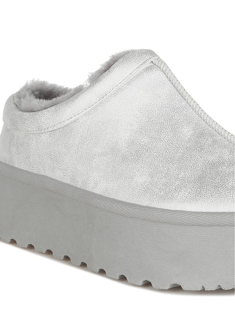 Faux Leather Platform Classic Slip-On in Silver