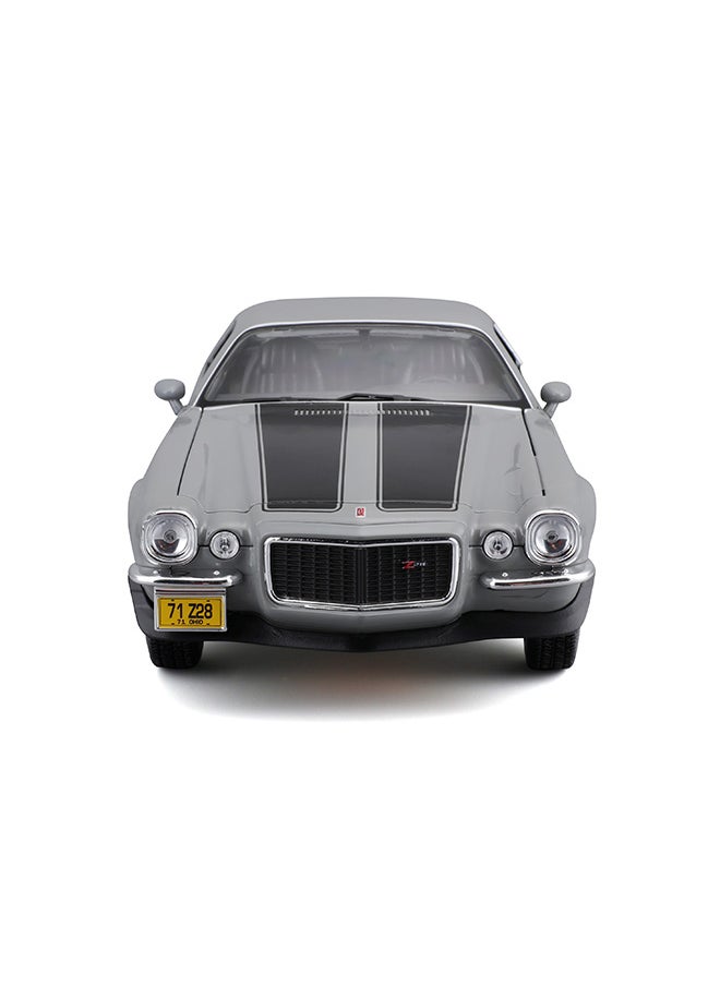 1:18 1971 Chevrolet Camaro Gray Officially Licensed Scaled Replicas of Collectible Diecast Metal Models with Exquisite Interior & Exterior Detailing for All Ages