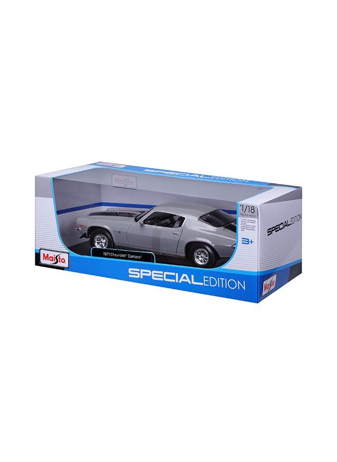 1:18 1971 Chevrolet Camaro Gray Officially Licensed Scaled Replicas of Collectible Diecast Metal Models with Exquisite Interior & Exterior Detailing for All Ages