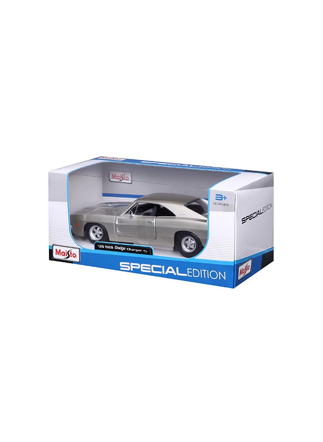 1:24 Se (A) - 1969 Dodge Charger R/T Silver Officially Licensed Scaled Replicas of Collectible Diecast Metal Models with Exquisite Interior & Exterior Detailing for All Ages