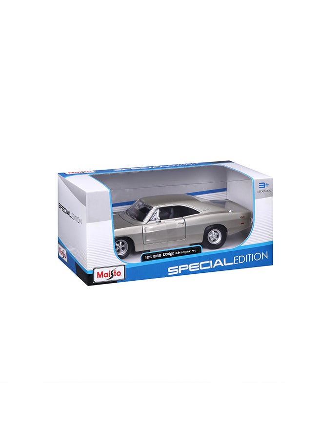 1:24 Se (A) - 1969 Dodge Charger R/T Silver Officially Licensed Scaled Replicas of Collectible Diecast Metal Models with Exquisite Interior & Exterior Detailing for All Ages