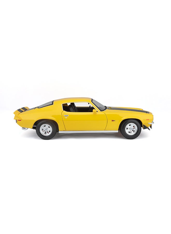 1:18 1971 Chevrolet Camaro Yellow Officially Licensed Scaled Replicas of Collectible Diecast Metal Models with Exquisite Interior & Exterior Detailing for All Ages