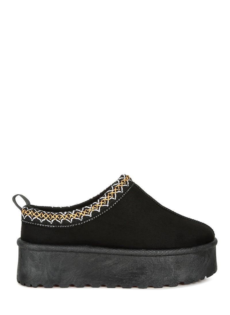 Embroidered Platform Classic Slip-On in Black