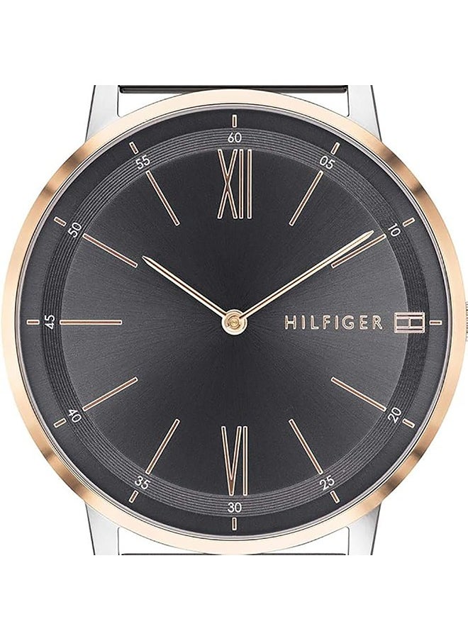 TOMMY HILFIGER ROUND ANALOG MEN'S GREY CASE WATCH - 1791512