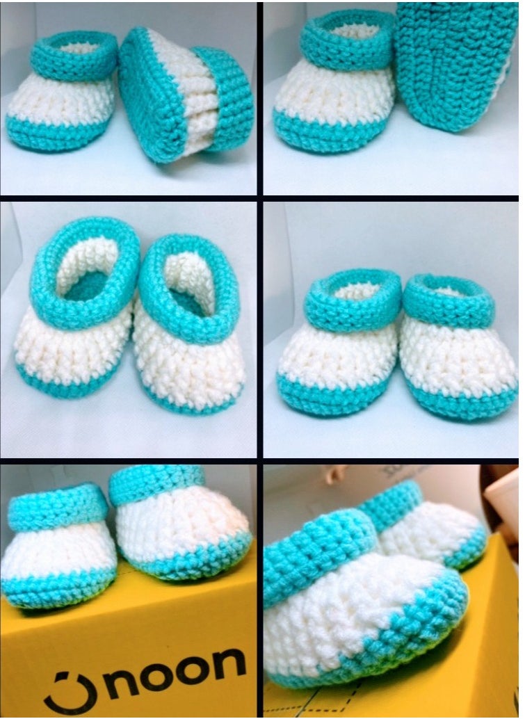 Baby Shoes White and Green for new born, 3 to 6 months baby feet 1 pair