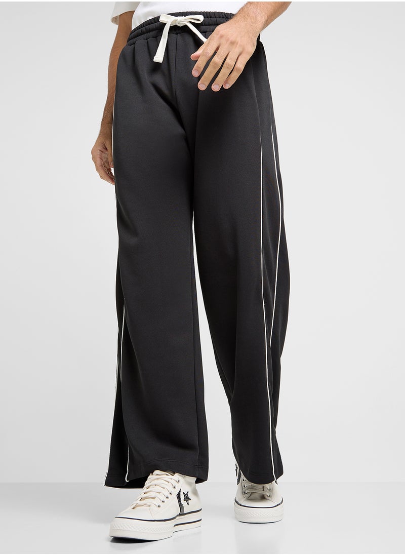 Wide Leg Jogger With Stripe Stripe