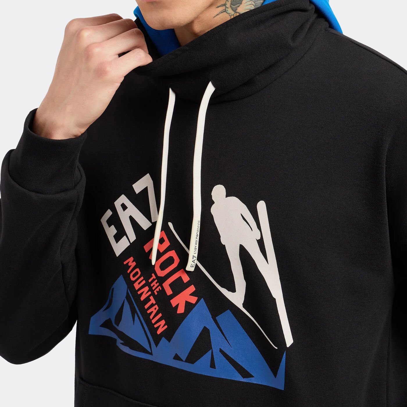 Men's Train Graphic Series Hoodie