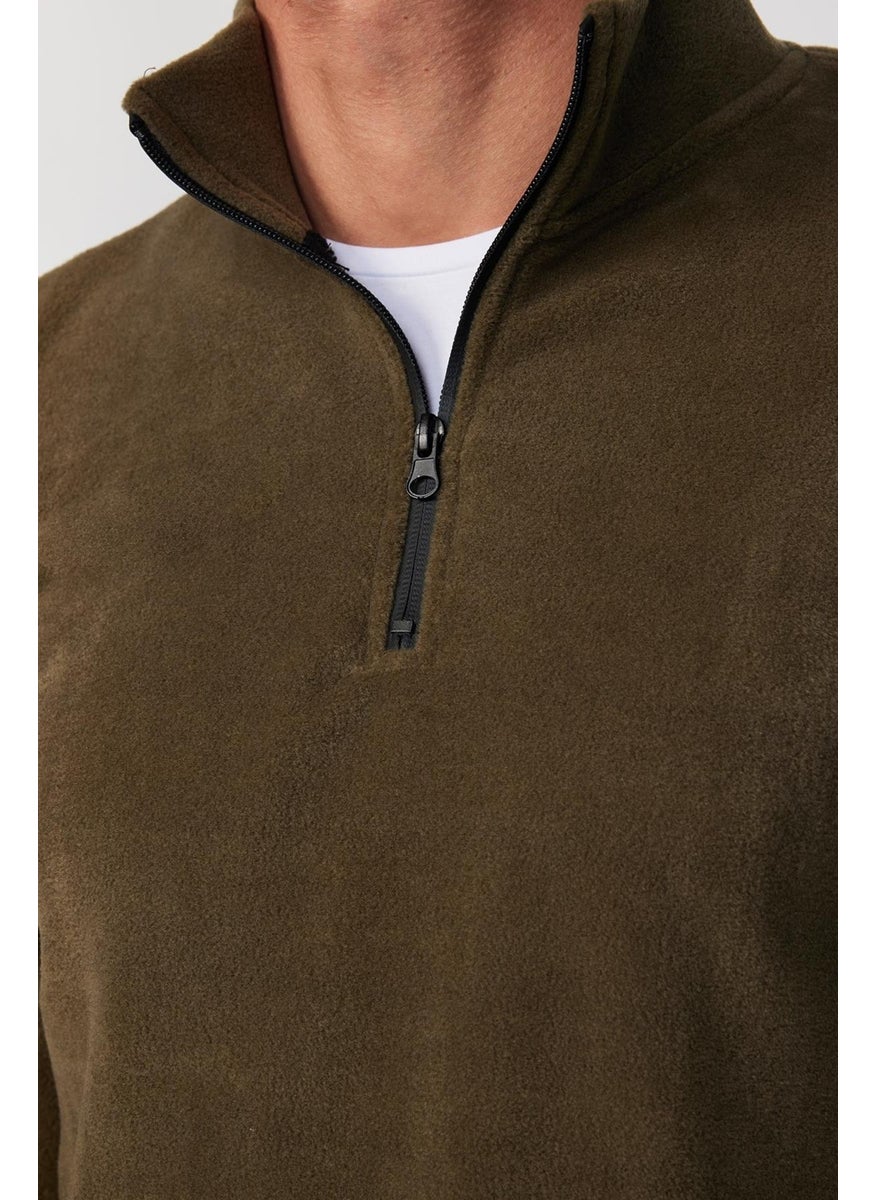 Men's Standard Fit Relaxed Cut Non-Pilling Cold Proof Khaki Stand Collar Fleece Sweatshirt