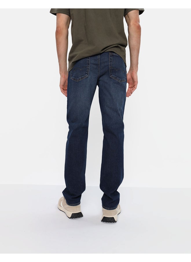 AirFlex+ Slim Straight Jean