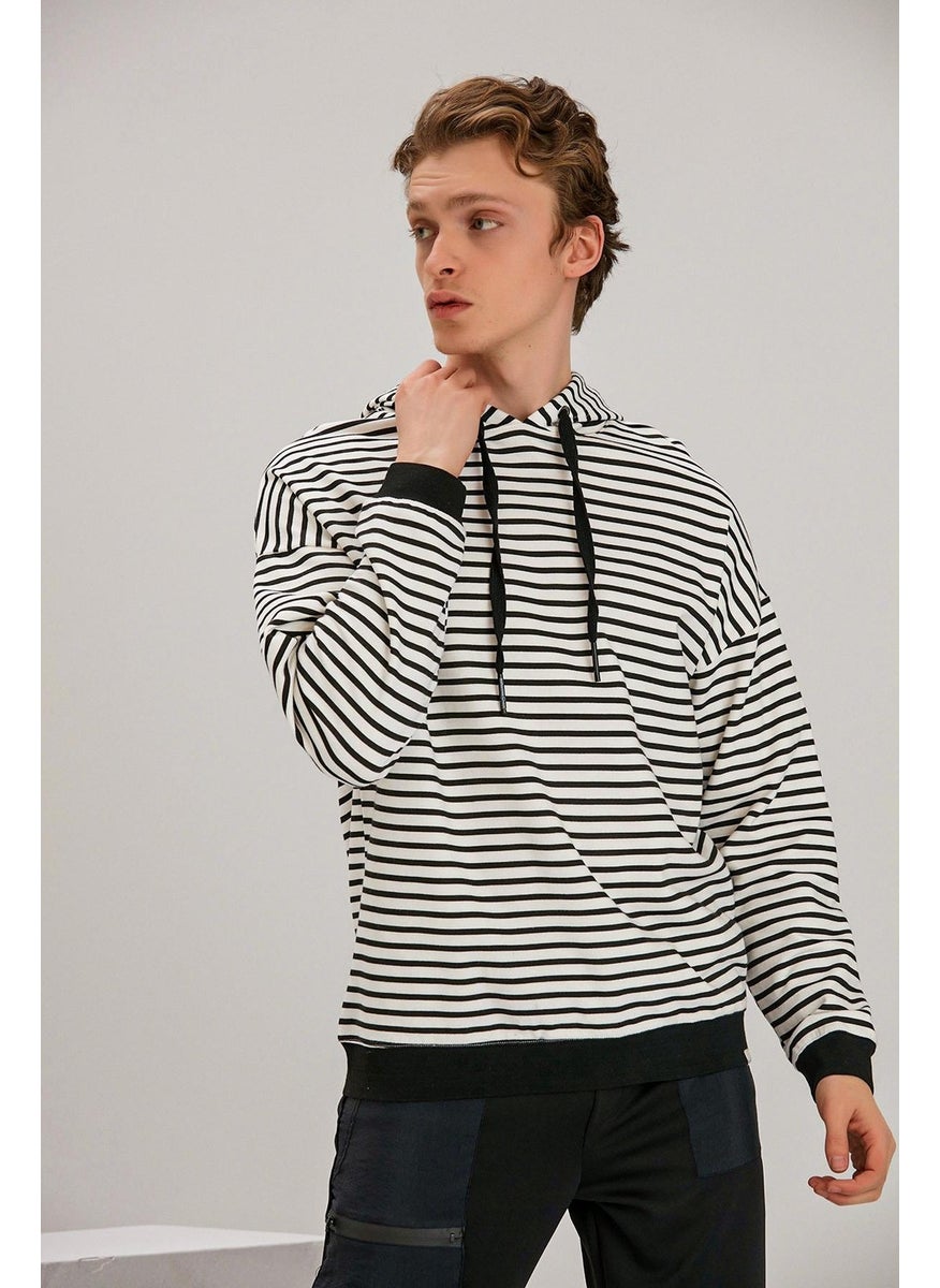 Striped Sweatshirt (B22-37300)